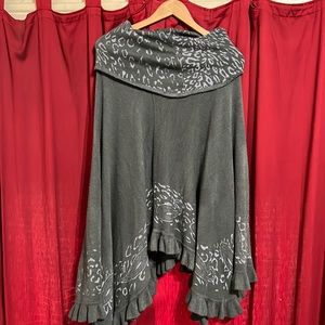 G poncho/shawl overhead